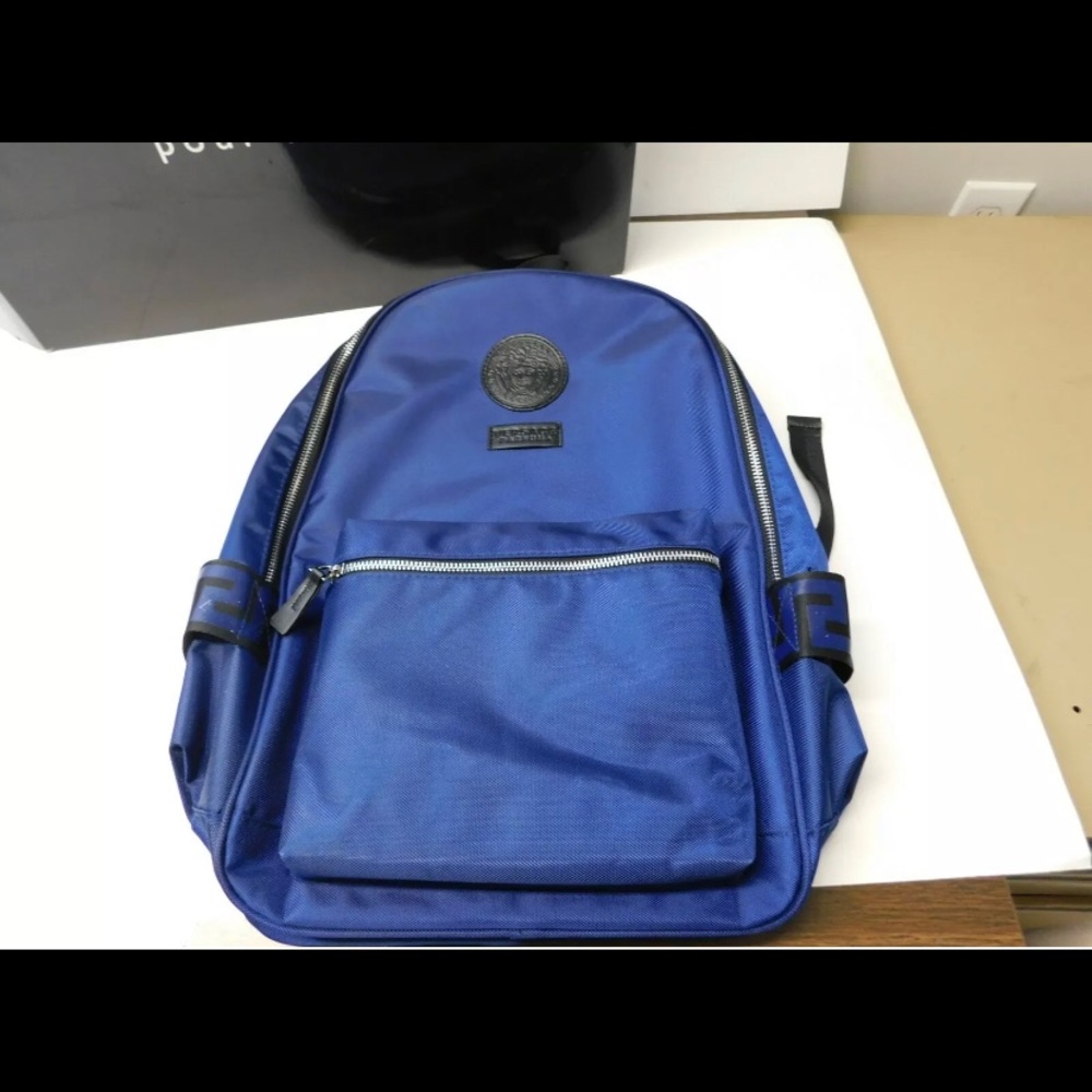Versace bag - Picture 2 of 7